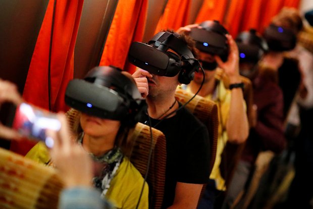 Продажи VR-гарнитур в 2023 году рухнули
