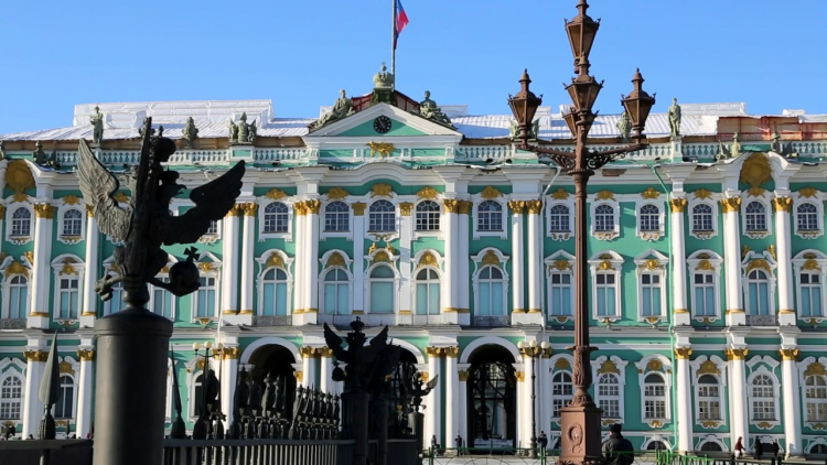 Эрмитаж начал выпускать NFT на предметы искусства из своей коллекции